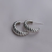 Load image into Gallery viewer, Sofia Earrings - Silver
