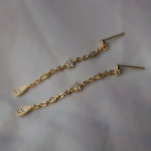 Anaya Earrings - Gold