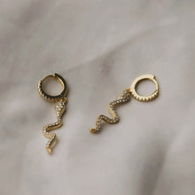 Load image into Gallery viewer, Isabella Earrings - Gold
